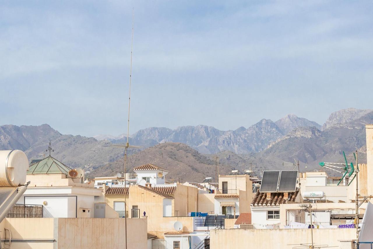 Apartment Nieves 2 Nerja Bagian luar foto