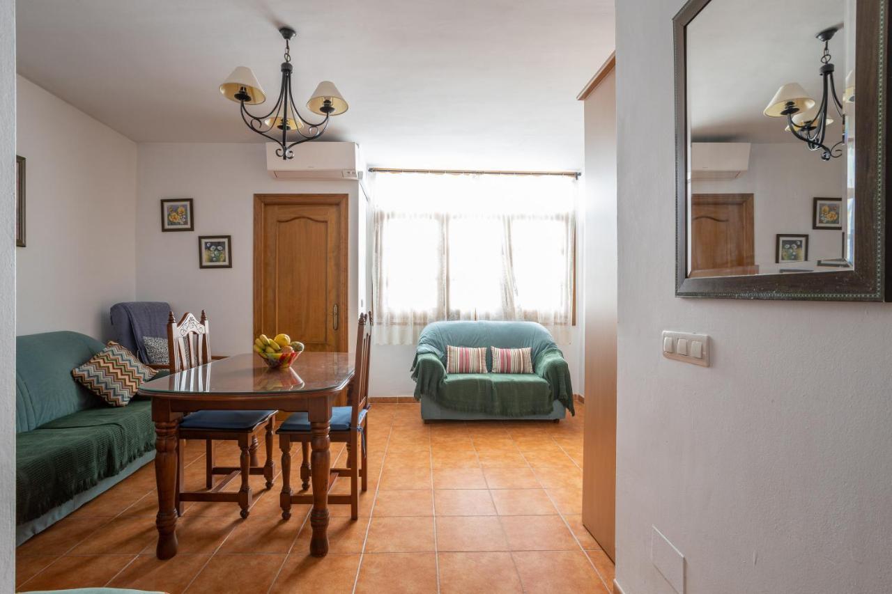 Apartment Nieves 2 Nerja Bagian luar foto