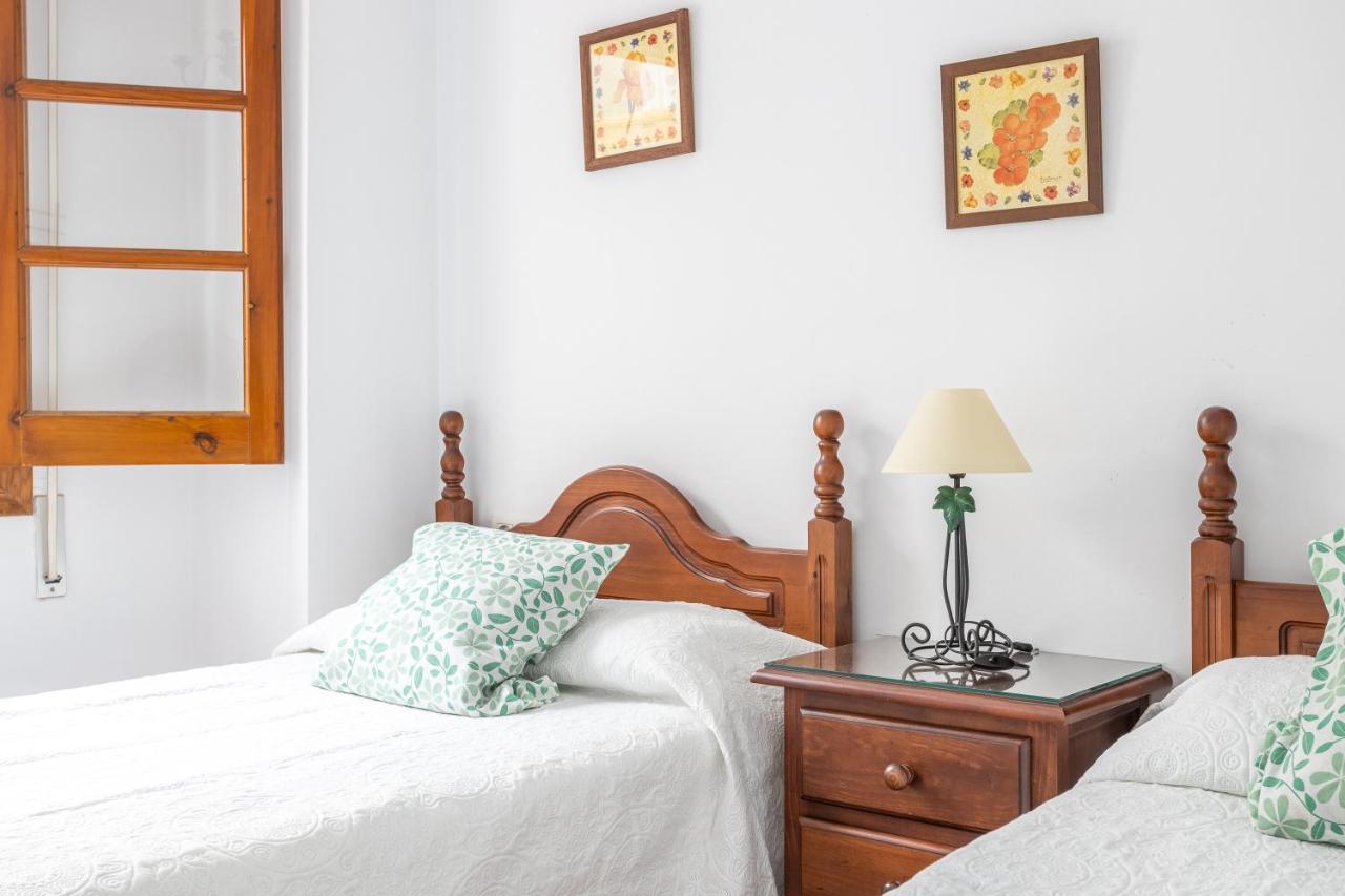 Apartment Nieves 2 Nerja Bagian luar foto